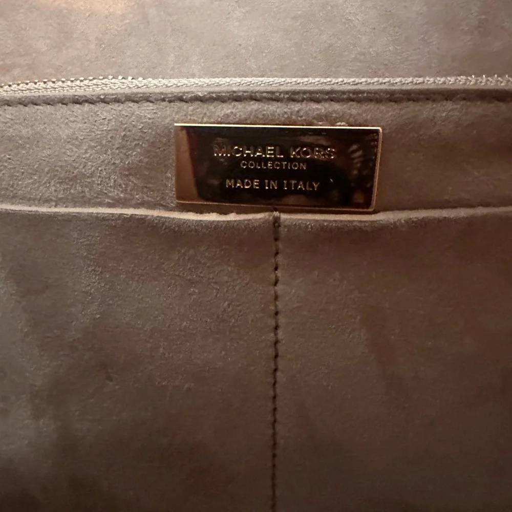 Michael Kors Collection Dandridge Christina Zimpel Seaside Tote - Picture 13 of 17